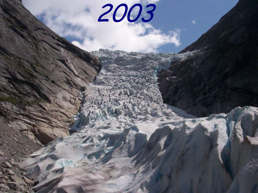 Schon 2003 stellten wir fest, das der Gletscher sich in den zwei Jahren wohl etwas zurckgezogen haben mu.