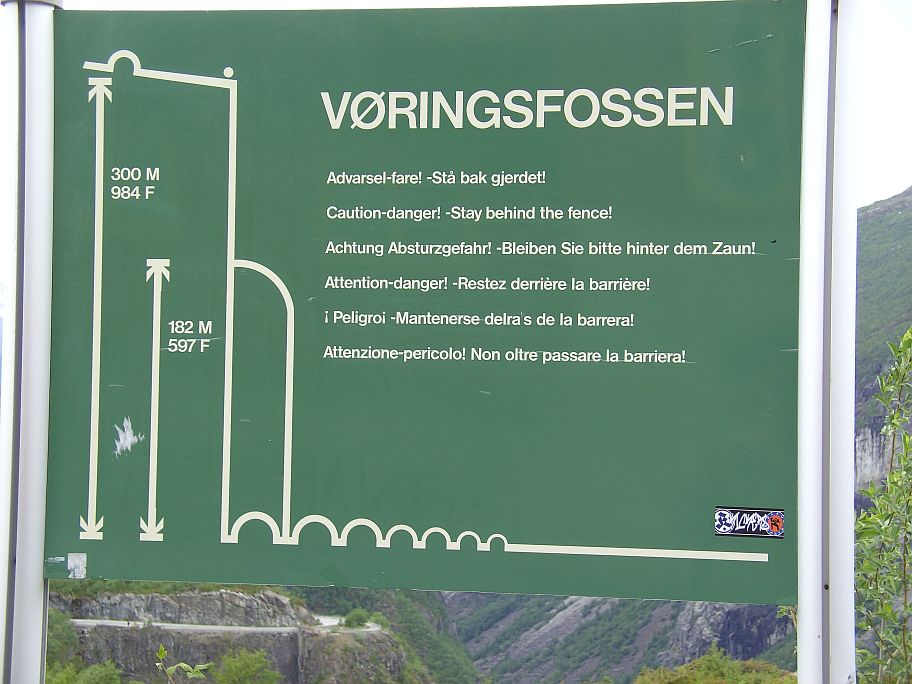 Der Vringsfossen ist mit seiner Hhe von 182 Metern und einem freien Fall von ganzen 145 Metern der berhmteste Wasserfall Norwegens. 