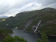 Der Strlivatnet bei Hellandsbygd, wo Norwegen am norwegischten ist.