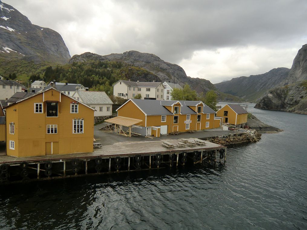 Nusfjord - Eines der besterhaltenen Fischerdrfer auf den Lofoten.