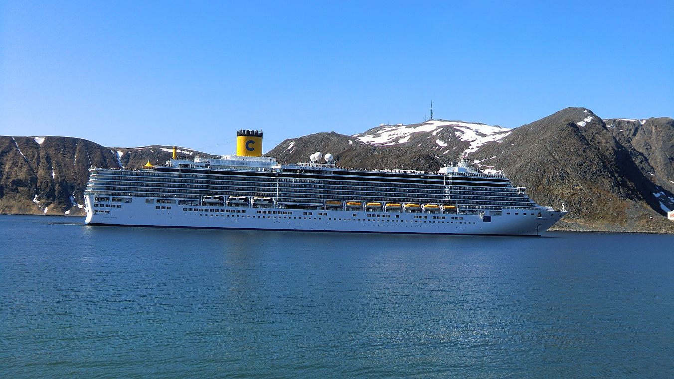 Das neue Flaggschiff der Reederei Costa Crociere ist 294 m lang